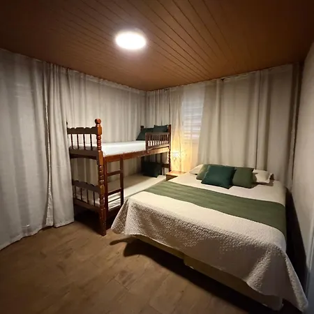 Casa da Pathy Suítes Próximas às Praia da Enseada e Santa Rita-3